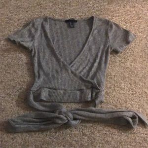 Rap around V-Neck short sleeve